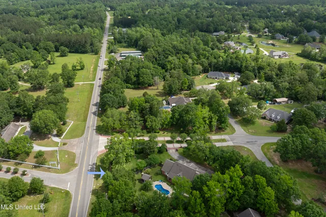 $599,000 | 6 North Hill Drive, Carriere, MS 39426