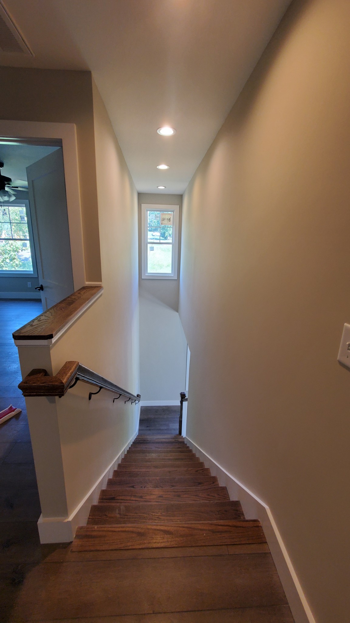 4000 Beasleys Bend Road Lebanon, TN 37087 - Photo 13 of 26 an empty room with wooden floor and windows