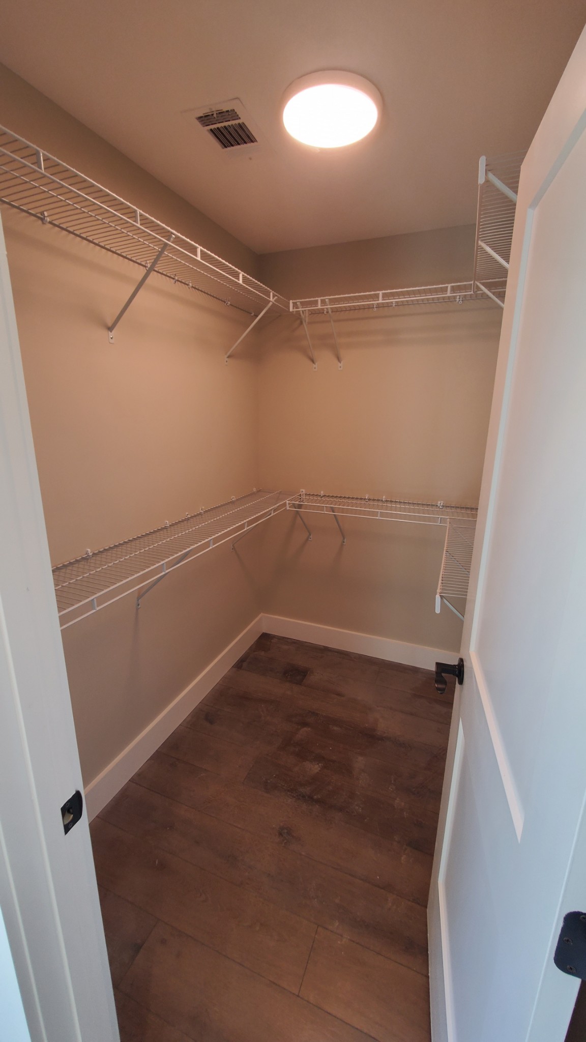 4000 Beasleys Bend Road Lebanon, TN 37087 - Photo 24 of 26 a view of a room with an empty space