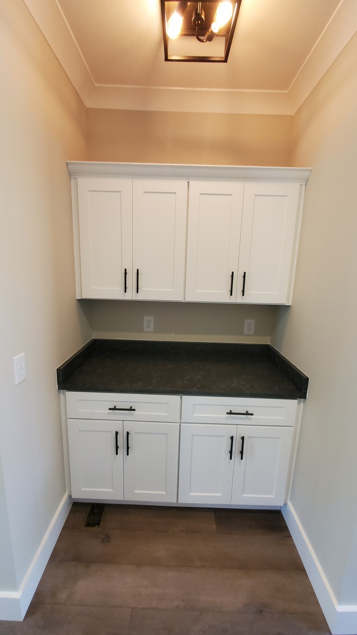 4000 Beasleys Bend Road Lebanon, TN 37087 - Photo 7 of 26 a close view of kitchen sink and stove