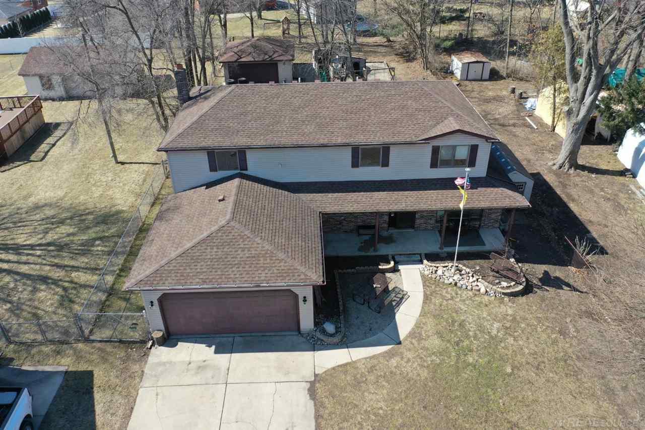 10457 Wayne Road Livonia, MI 48150 - Photo 32 of 34 50068233-31.JPG
