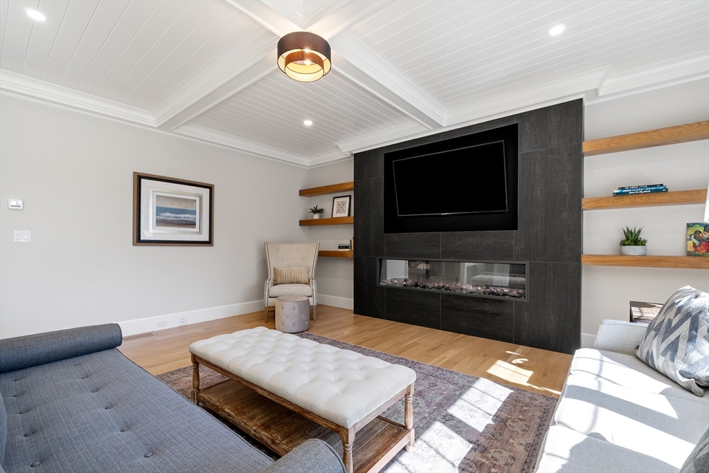 7 Whisper Way Hopkinton, MA 01748 - Photo 8 of 11