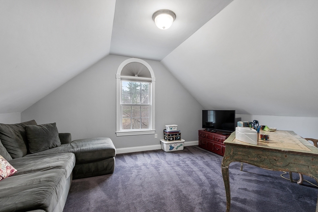 11 Sholan Circle Harvard, MA 01451 - Photo 29 of 40