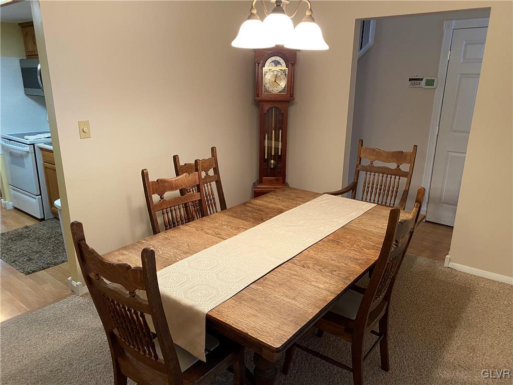 1911 Aster Road Macungie, PA 18062 - Photo 5 of 17 Gallery Image 5