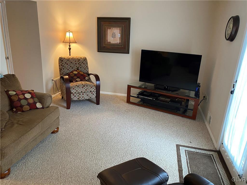 1911 Aster Road Macungie, PA 18062 - Photo 8 of 17 Gallery Image 8