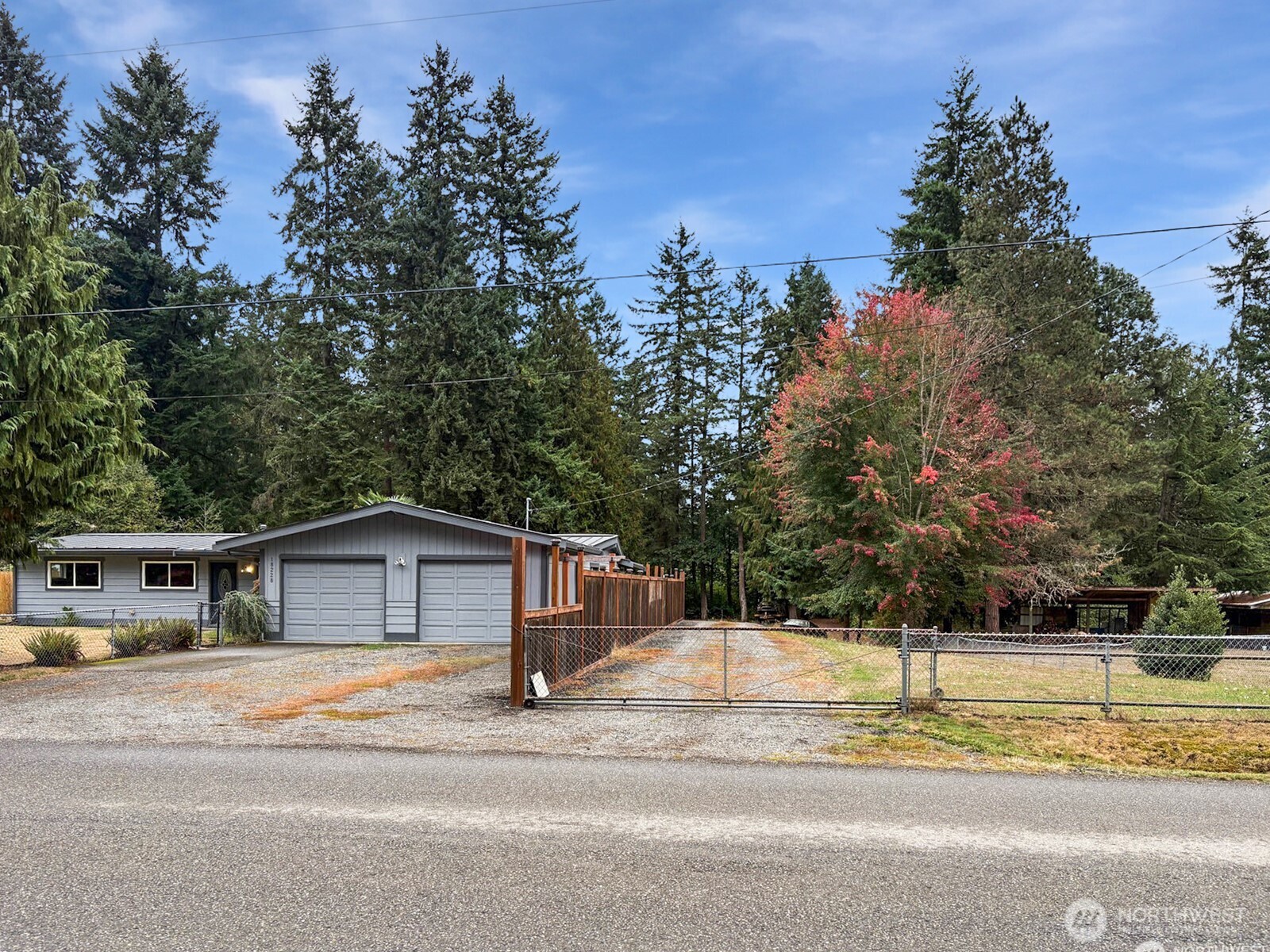 18228 118th Avenue Southeast Renton, WA 98058 - Photo 4 of 40