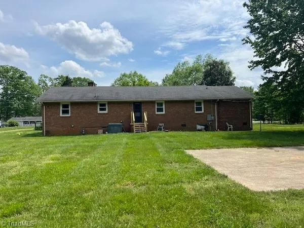 $2,000 | 313 Glencoe Church Loop, Summerfield, NC 27358