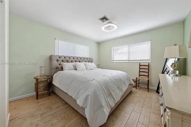 $700,000 | 367 West Riverside Drive, Tequesta, FL 33469