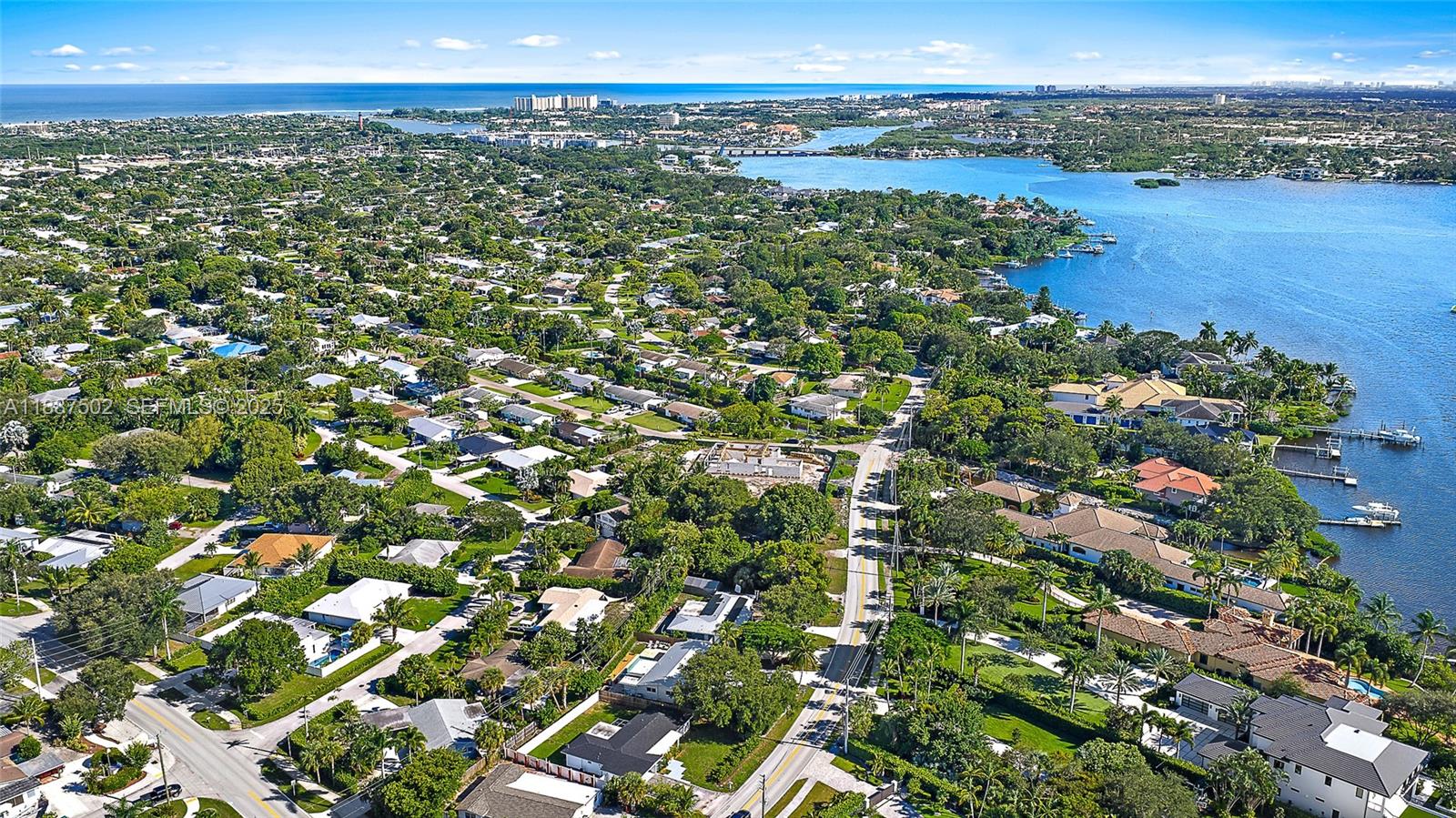 367 West Riverside Drive Tequesta, FL 33469 - Photo 22 of 23 a view of a city