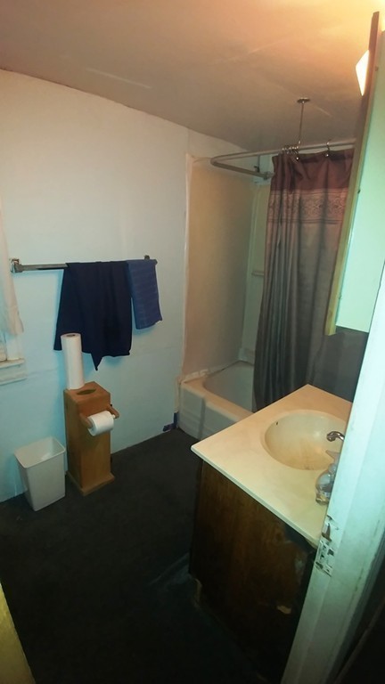 472 Porter Road East Longmeadow, MA 01028 - Photo 12 of 17 Gallery Image 12