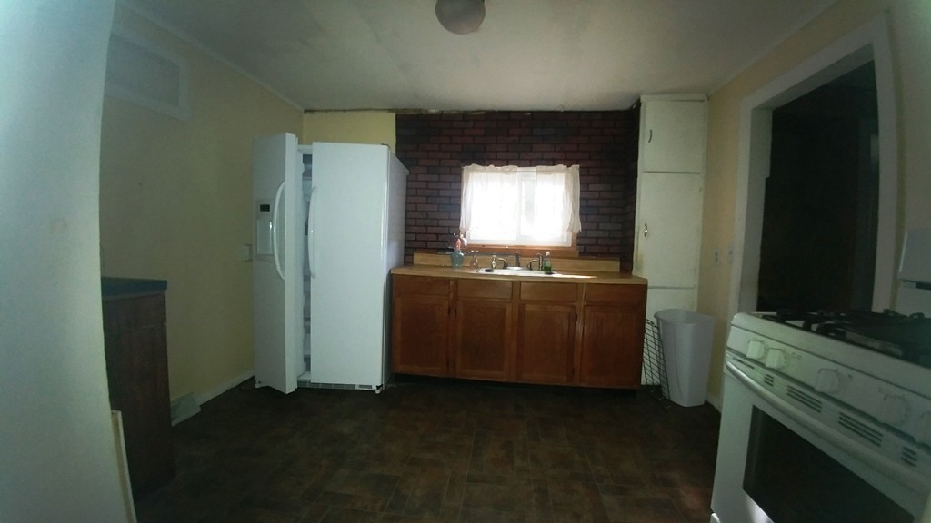472 Porter Road East Longmeadow, MA 01028 - Photo 10 of 17 Gallery Image 10
