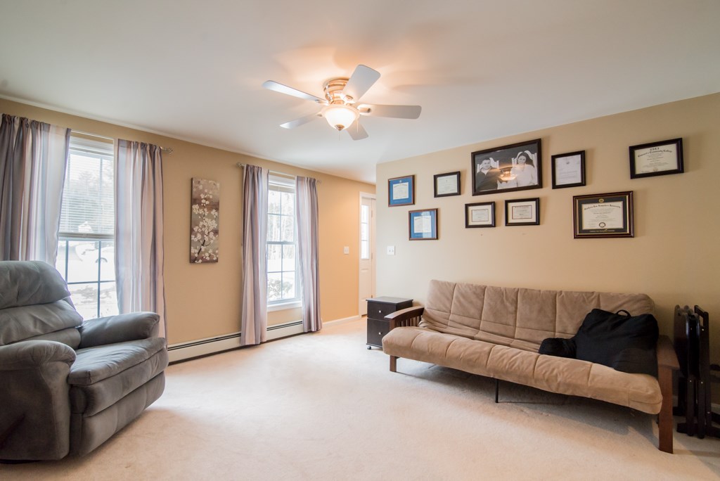 17 Christina Road Raymond, NH 03077 - Photo 22 of 40 Gallery Image 22