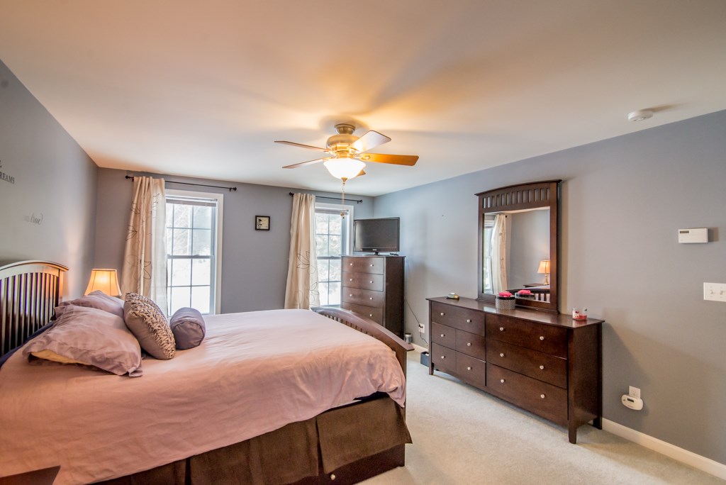 17 Christina Road Raymond, NH 03077 - Photo 31 of 40 Gallery Image 31