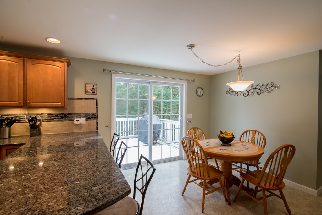 17 Christina Road Raymond, NH 03077 - Photo 8 of 40 Gallery Image 8