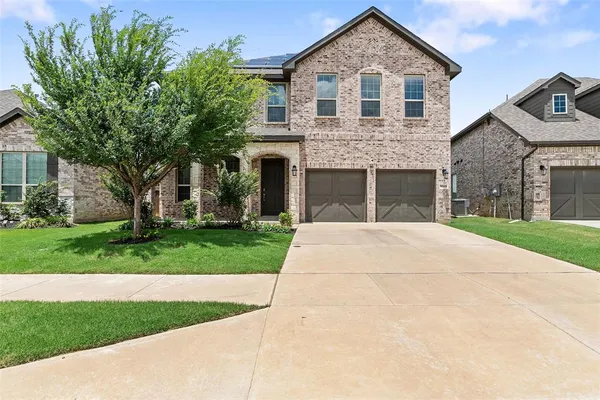 $499,999 | 9008 Cattle Herd Drive, Fort Worth, TX 76123