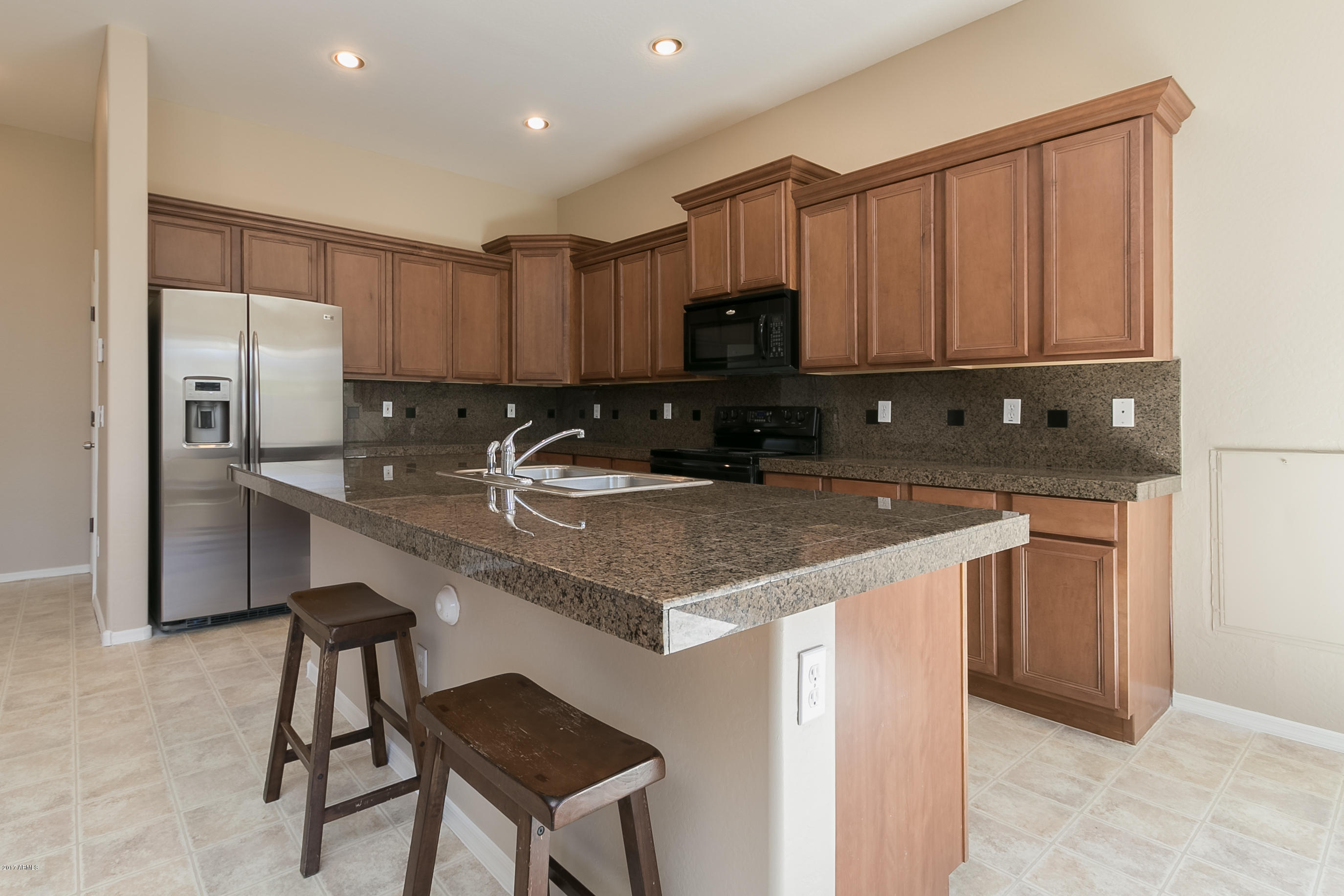 18198 West Rimrock Street Surprise, AZ 85388 - Photo 11 of 30 Kitchen 2
