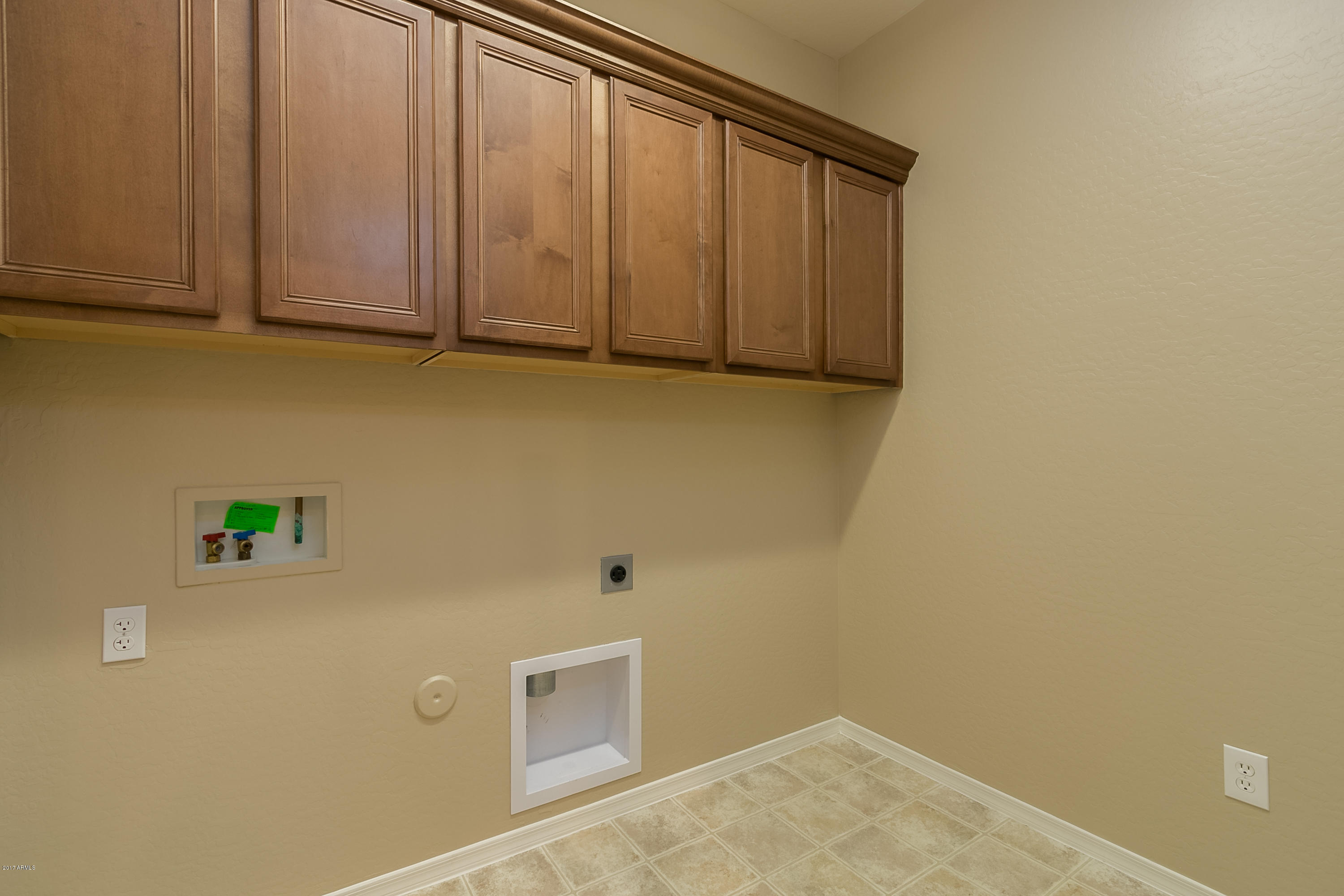 18198 West Rimrock Street Surprise, AZ 85388 - Photo 26 of 30 Laundry Room