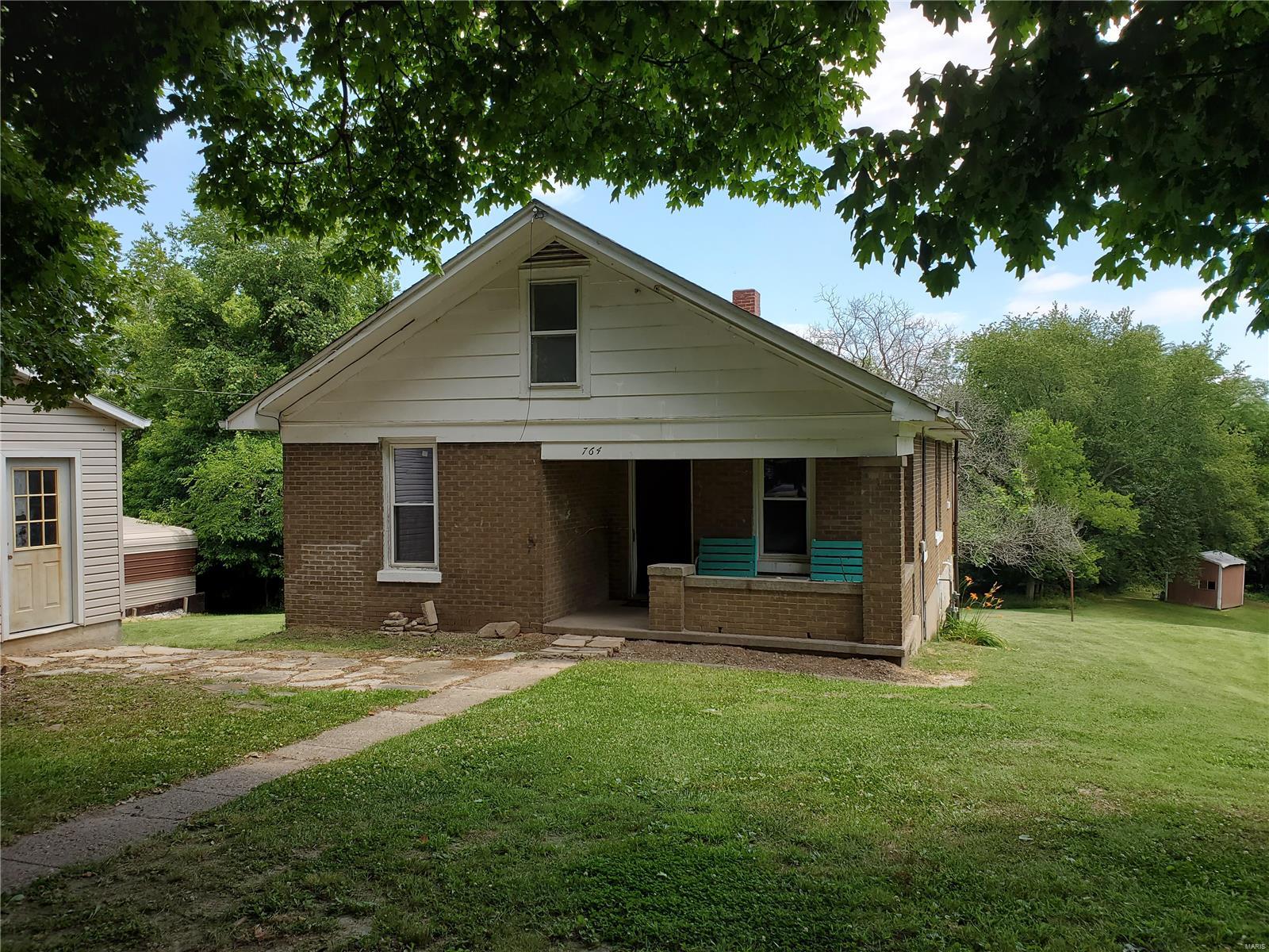 764 Stratton Street Chester, IL 62233 - Photo 3 of 58 Gallery Image 3
