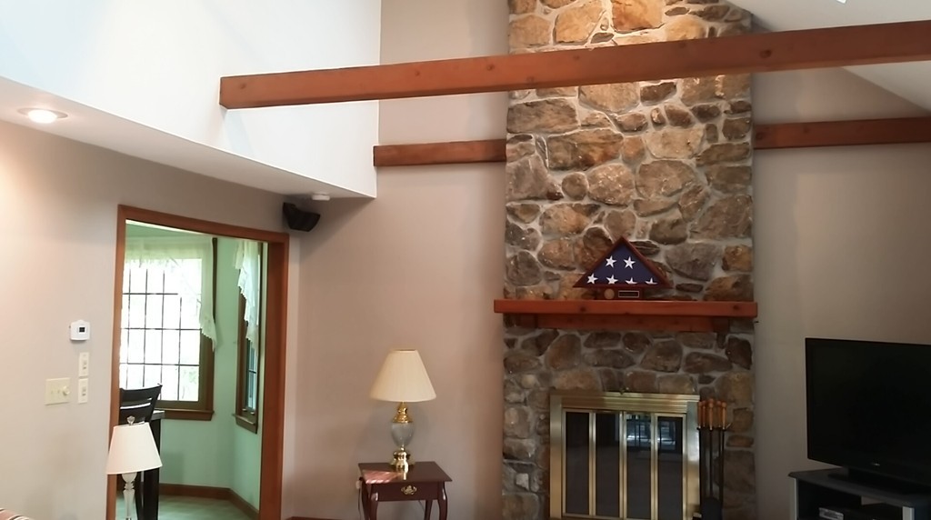 30 8 Rod Road Mendon, MA 01756 - Photo 3 of 24 Gallery Image 3