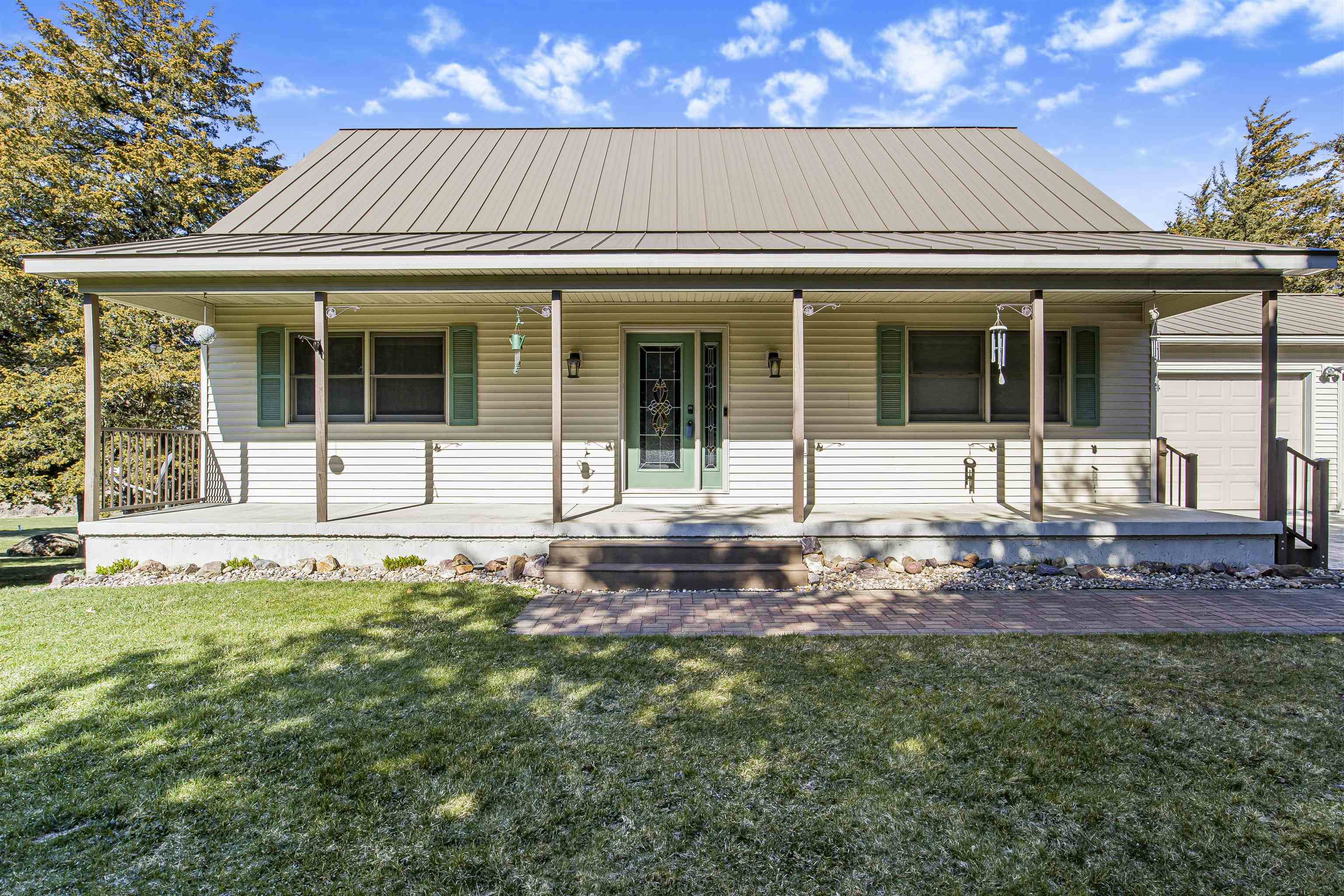S4395 Cedarberry Lane Baraboo, WI 53913 - Photo 3 of 67