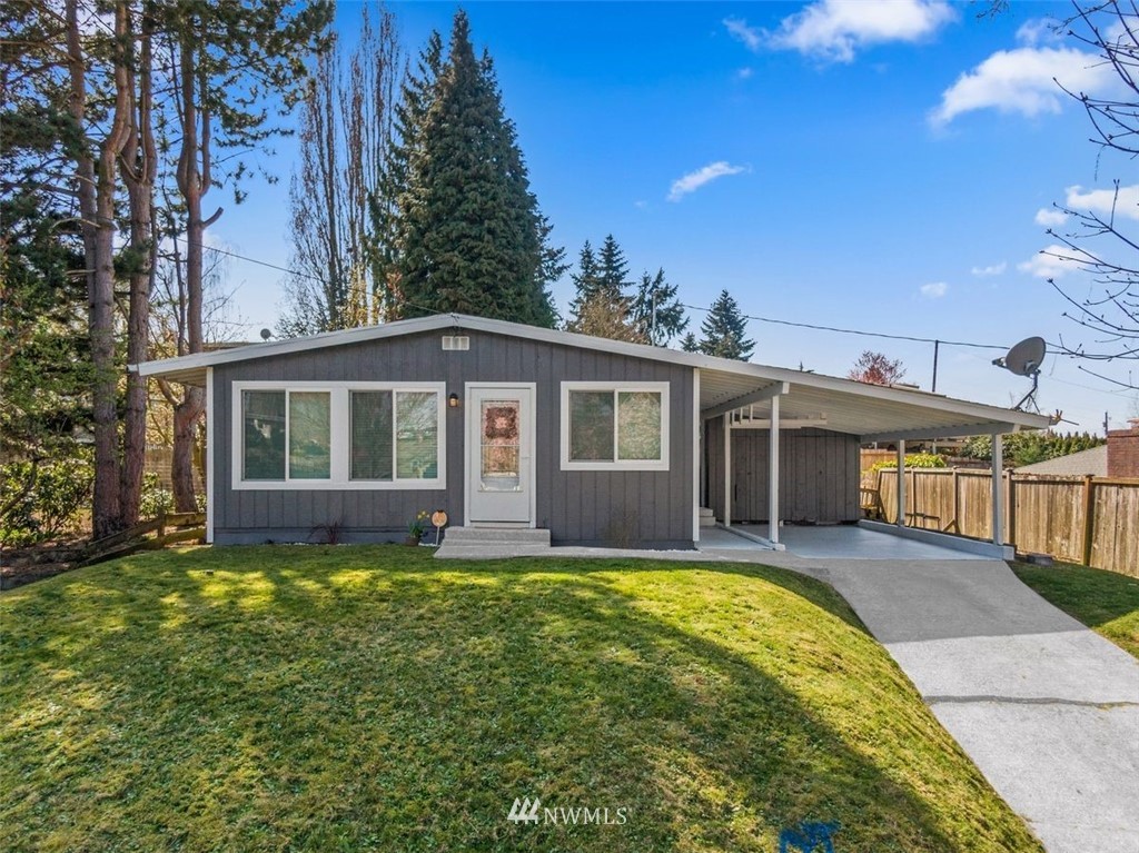 1311 North 34th Street Renton, WA 98056 - Photo 1 of 18