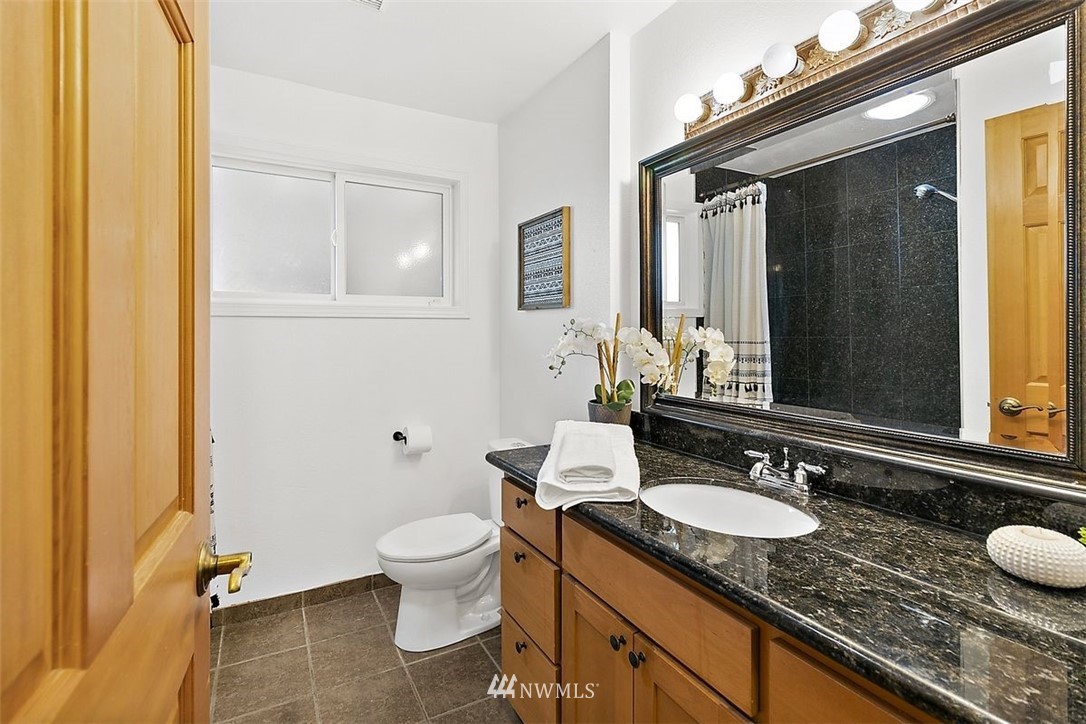 1311 North 34th Street Renton, WA 98056 - Photo 12 of 18