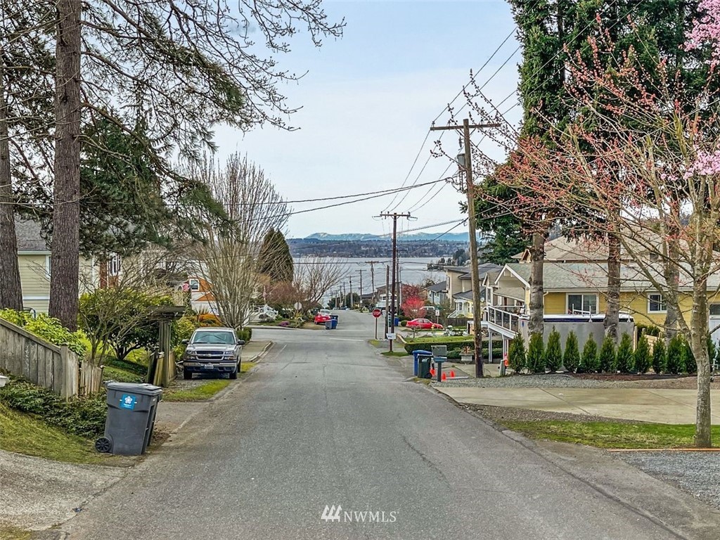 1311 North 34th Street Renton, WA 98056 - Photo 17 of 18