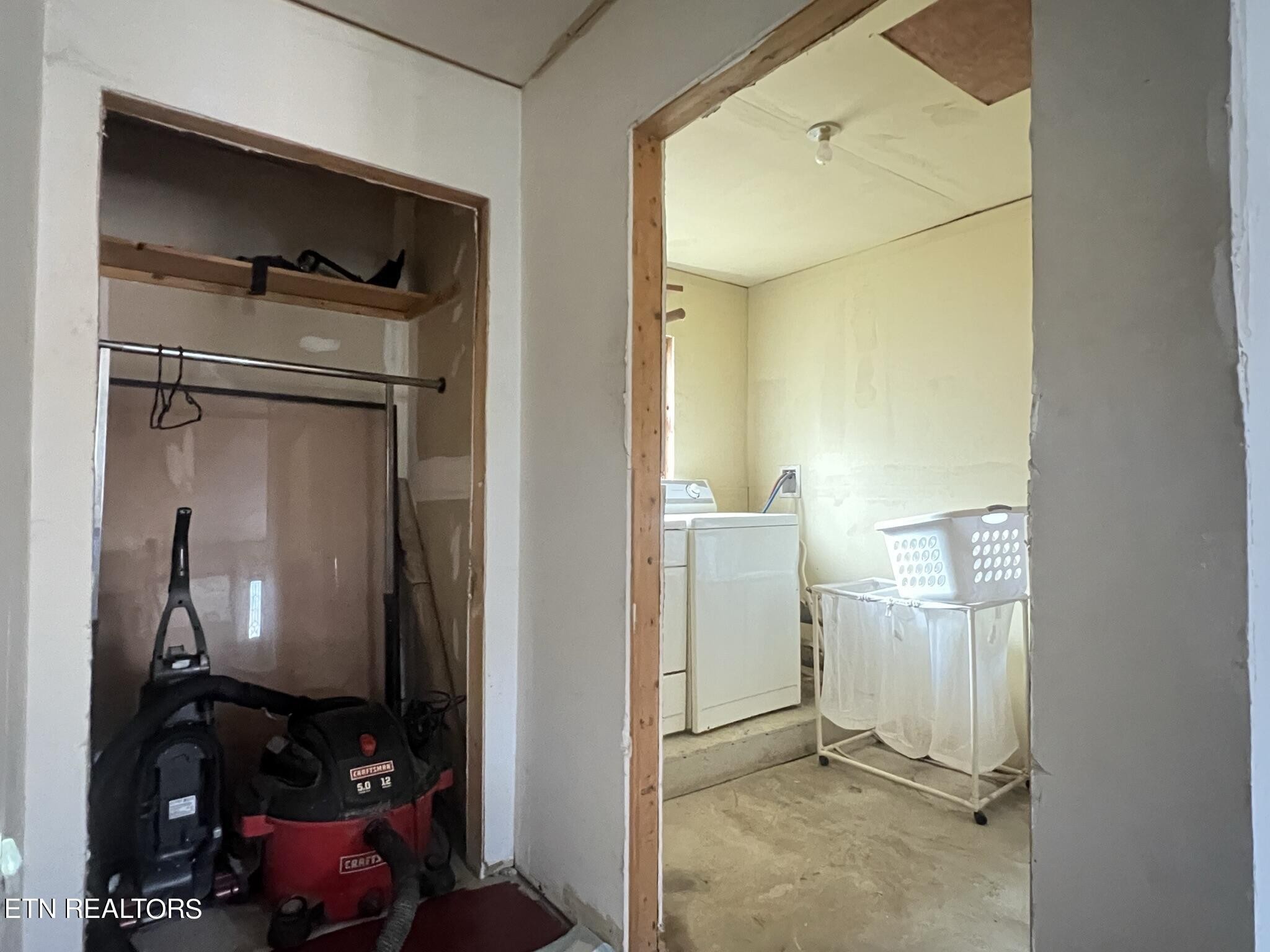 109 Nelson Road Lancing, TN 37770 - Photo 21 of 30 a view of hallway