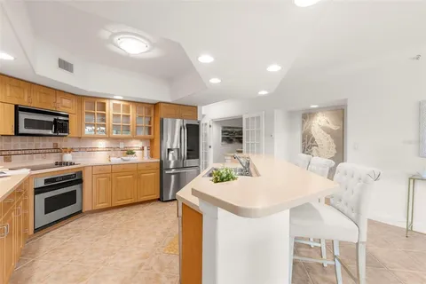 $879,000 | 1695 Pinellas Bayway South, Unit D1, Tierra Verde, FL 33715