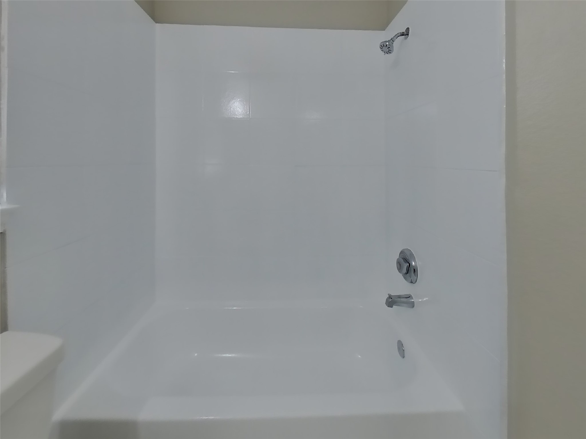 3234 Kelling Street Houston, TX 77045 - Photo 8 of 16