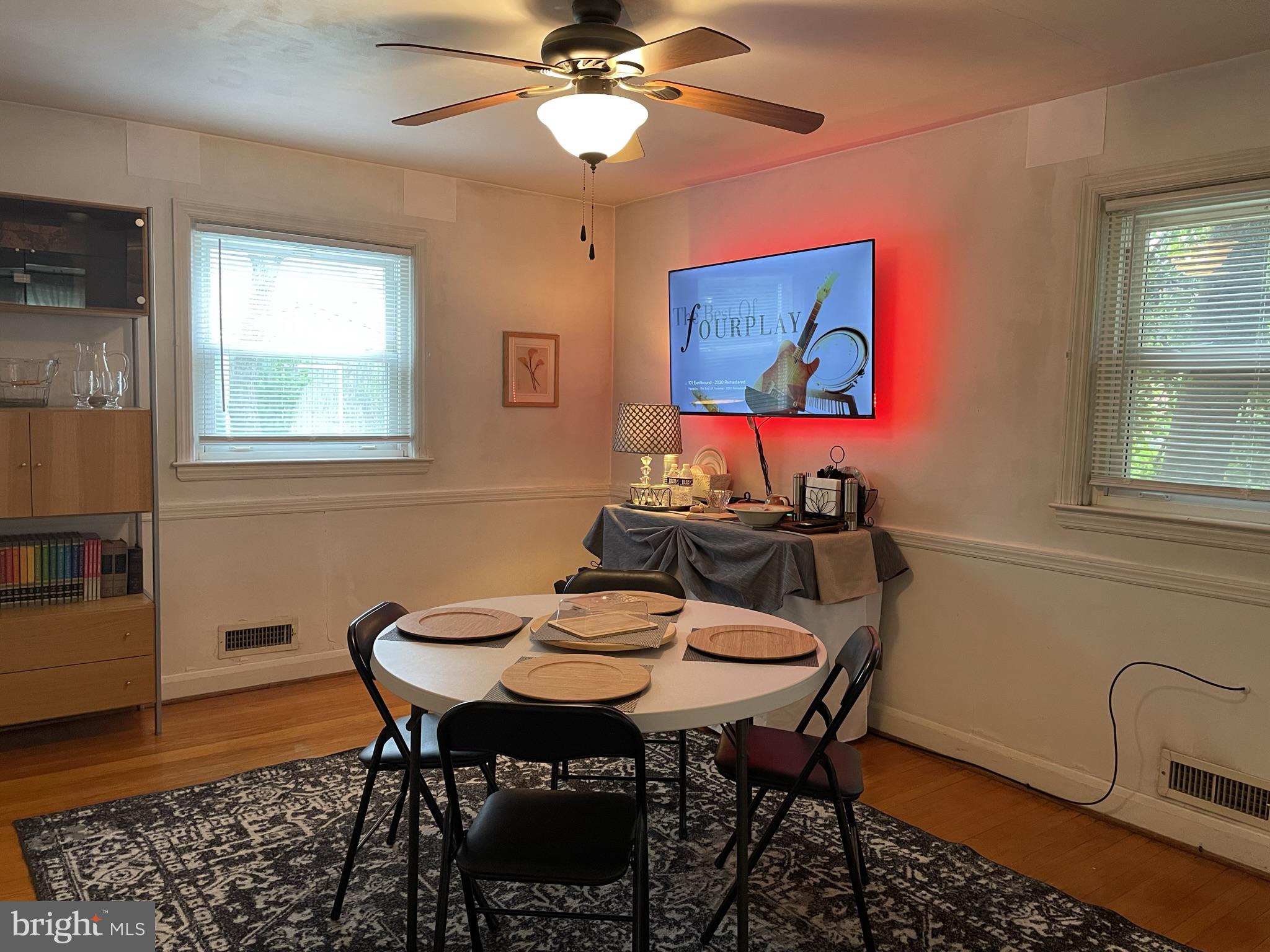 1650 Hartsdale Road Baltimore, MD 21239 - Photo 16 of 33 Dining room