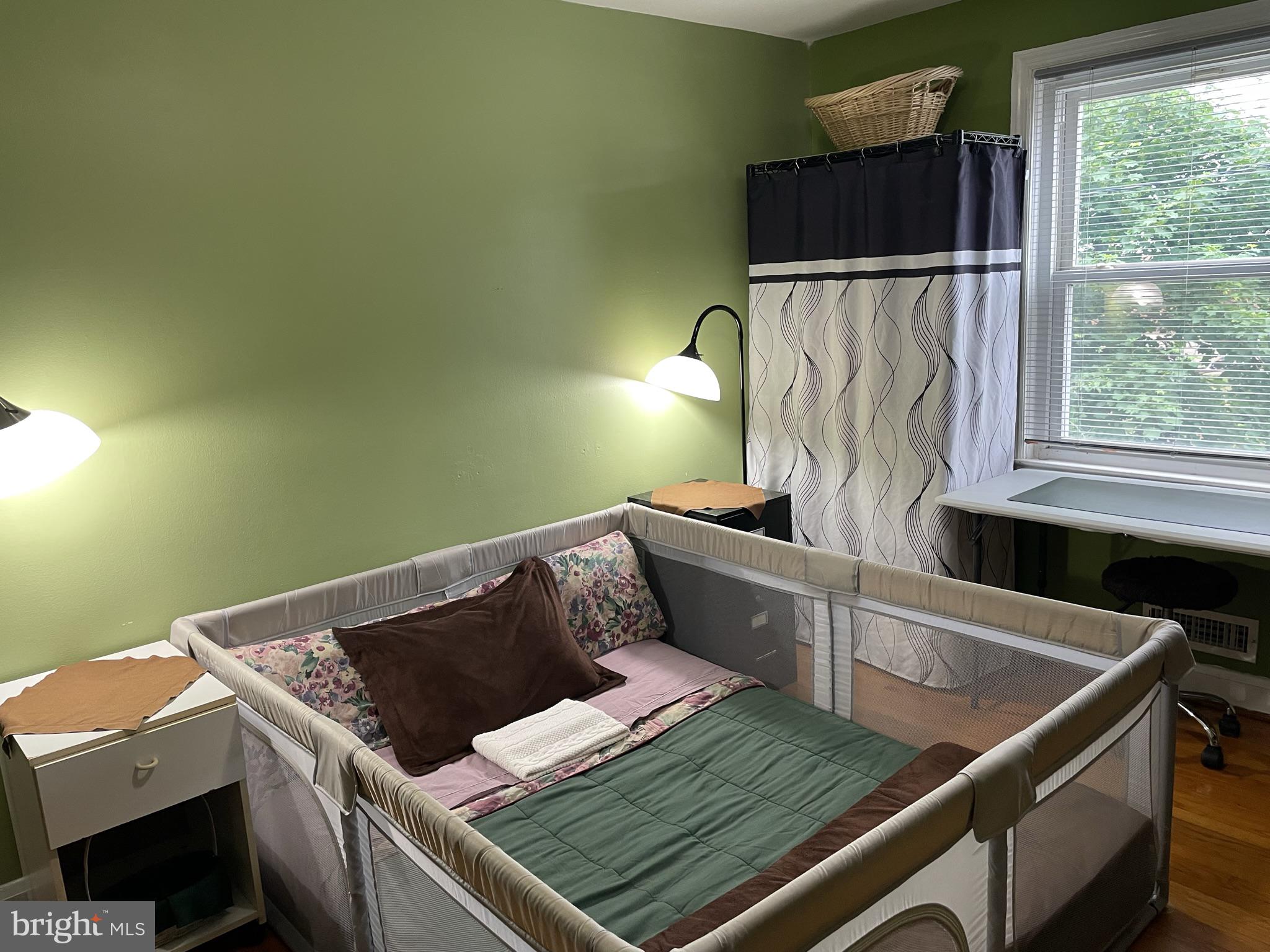 1650 Hartsdale Road Baltimore, MD 21239 - Photo 28 of 33 3rd. Bedroom