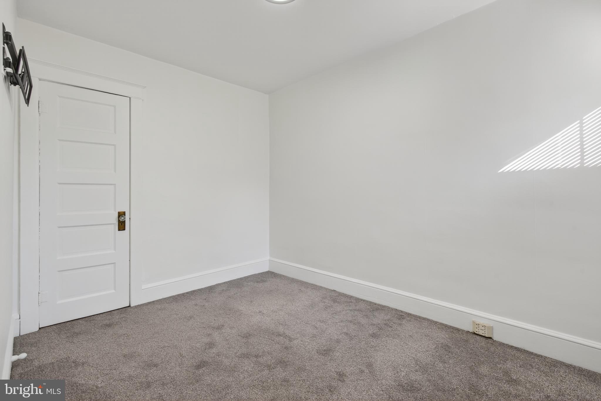724 York Street York, PA 17403 - Photo 22 of 28 a view of an empty room