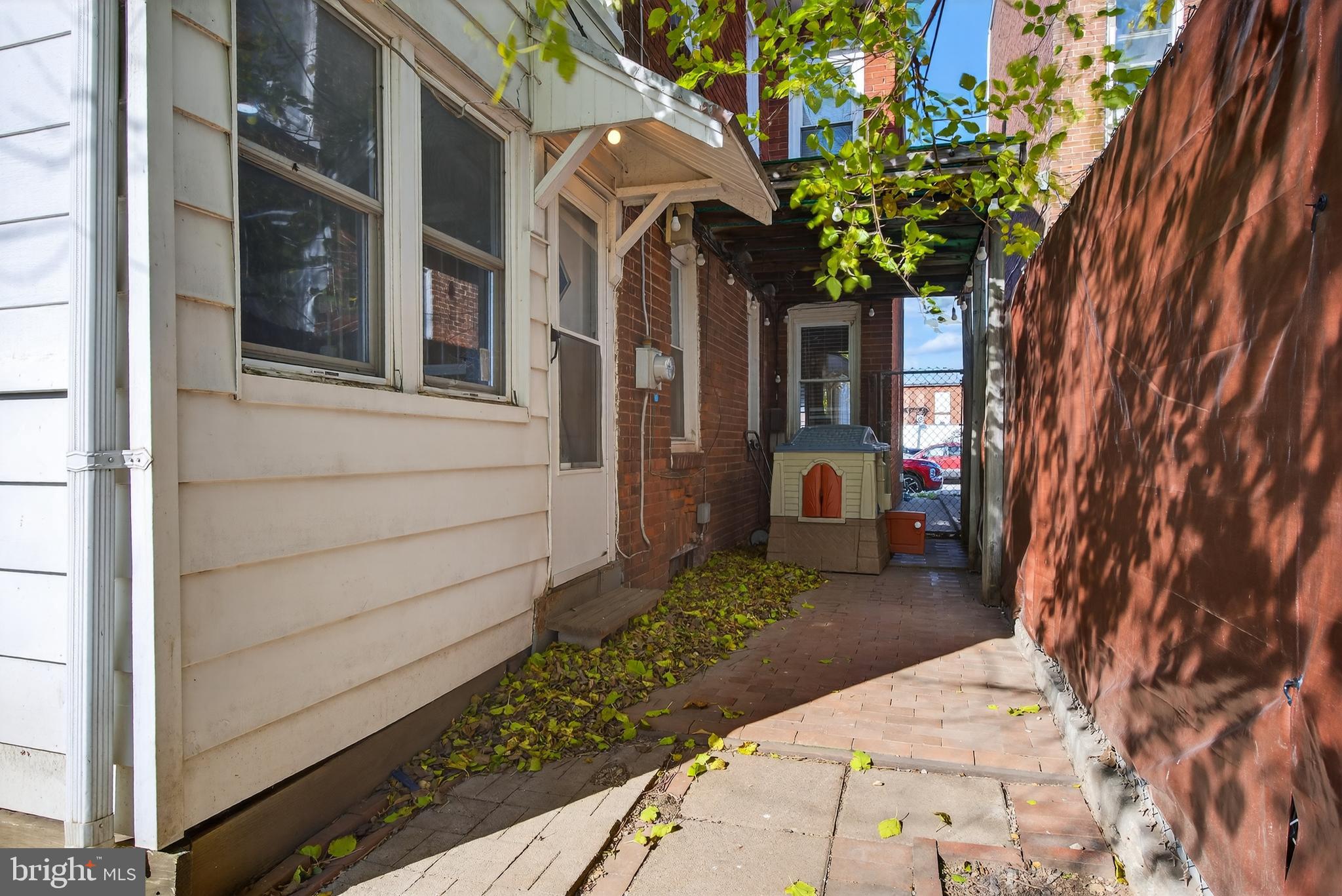 724 York Street York, PA 17403 - Photo 27 of 28 a front view of a house with a garden