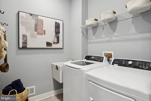 $650,890 | 24331 Long Pond Drive, Lewes, DE 19958