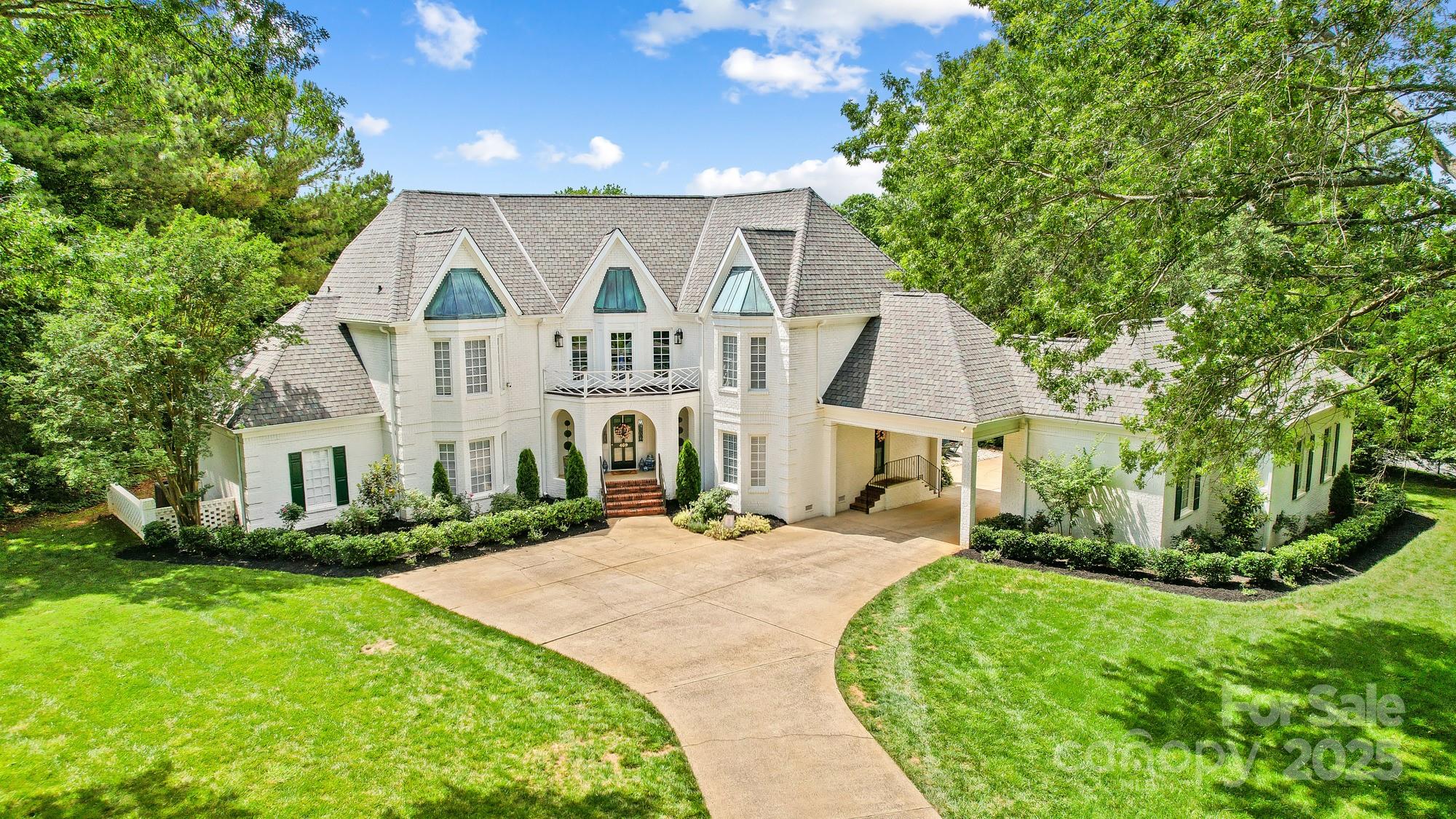 469 Valley Run Road Waxhaw, NC 28173 - Photo 2 of 48 a front view of a house with a yard