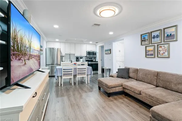 $150,000 | 5320 Treetops Drive, Unit I, Naples, FL 34113