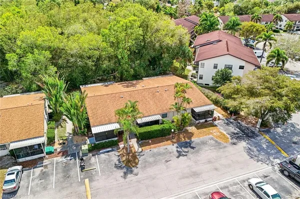 $150,000 | 5320 Treetops Drive, Unit I, Naples, FL 34113