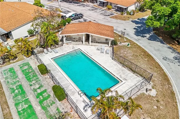 $150,000 | 5320 Treetops Drive, Unit I, Naples, FL 34113