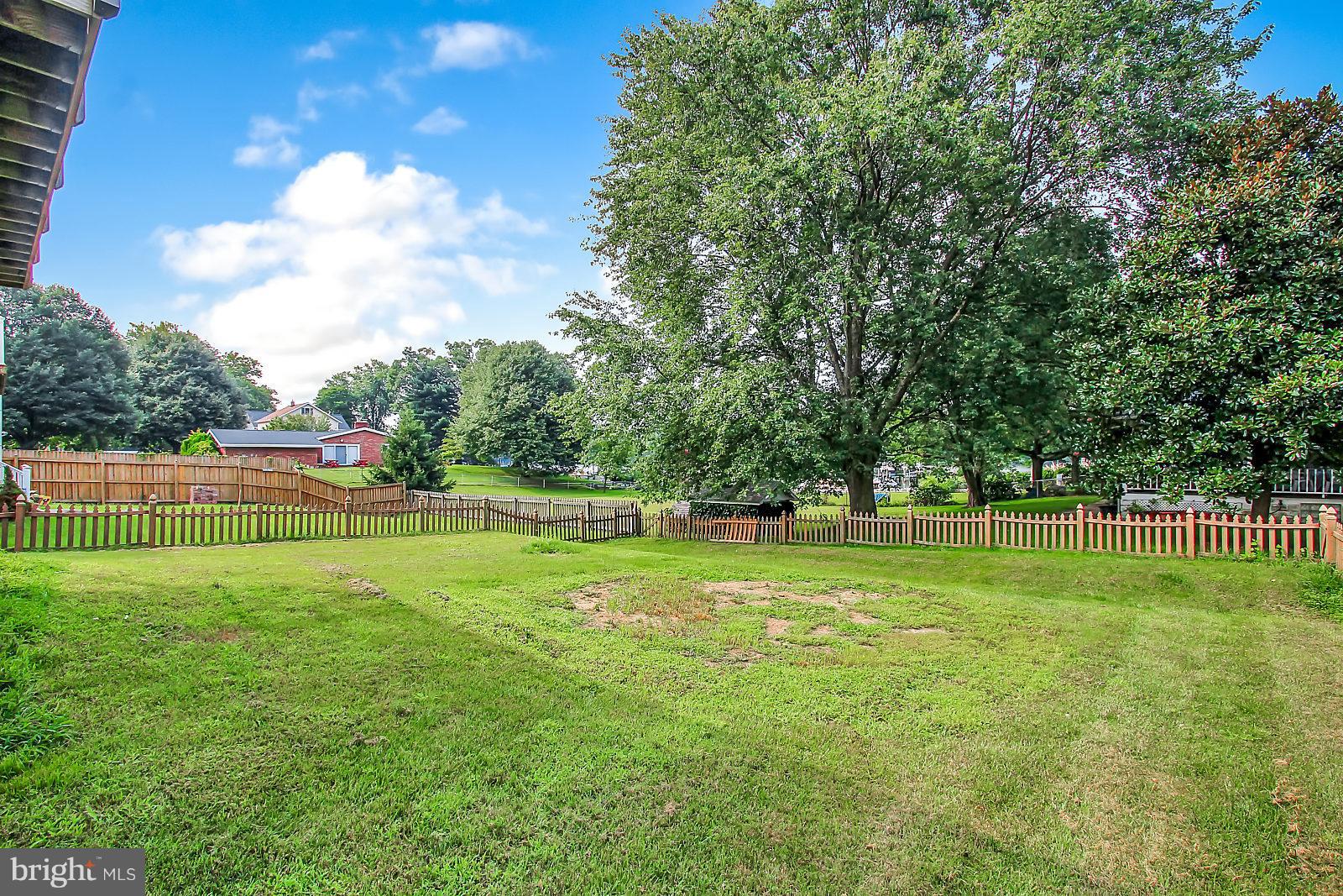 532 Grovethorn Road Baltimore, MD 21220 - Photo 27 of 30 a view of a park and trees