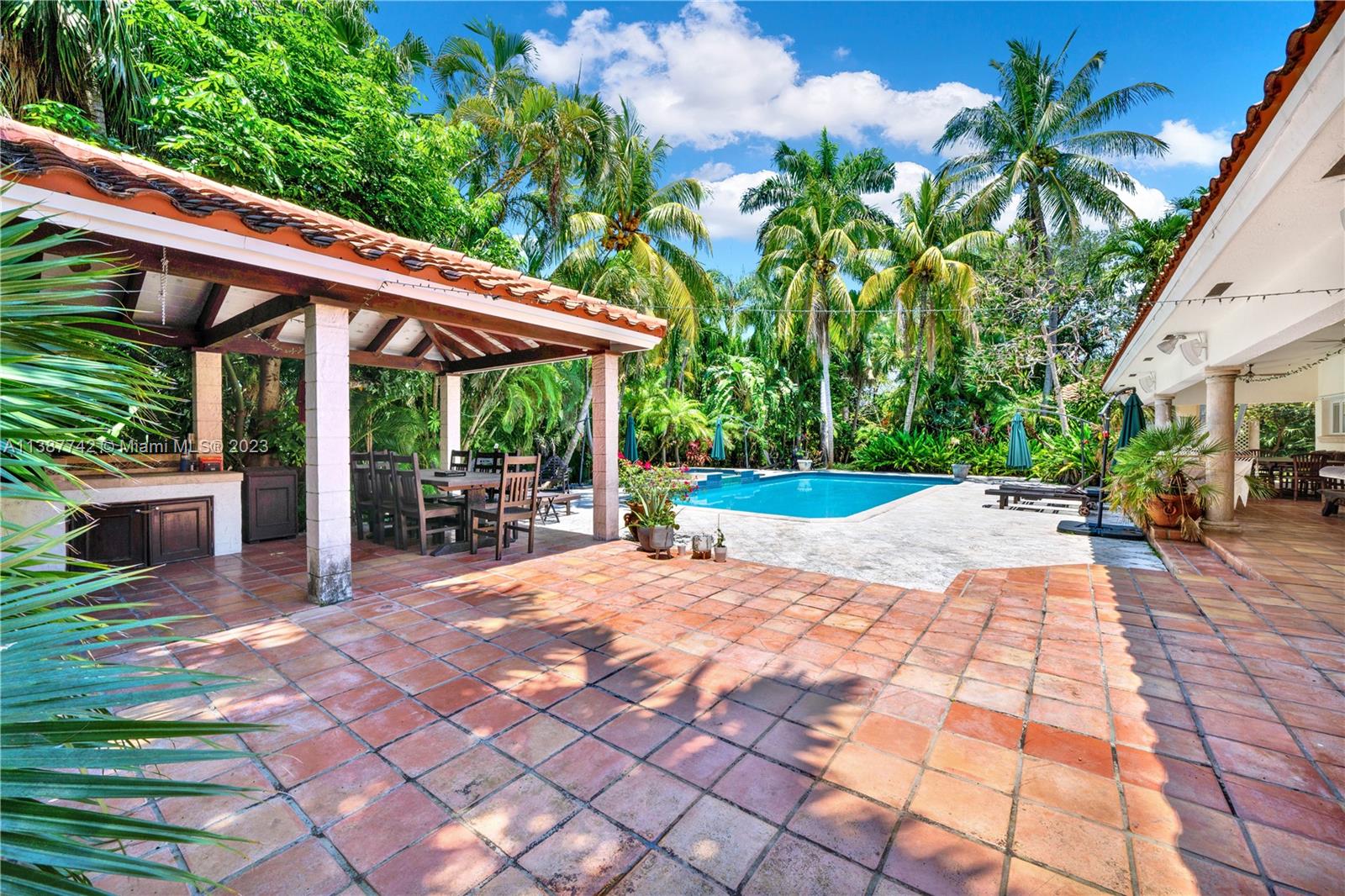 12190 Old Cutler Road Pinecrest, FL 33156 - Photo 32 of 44 Gallery Image 32