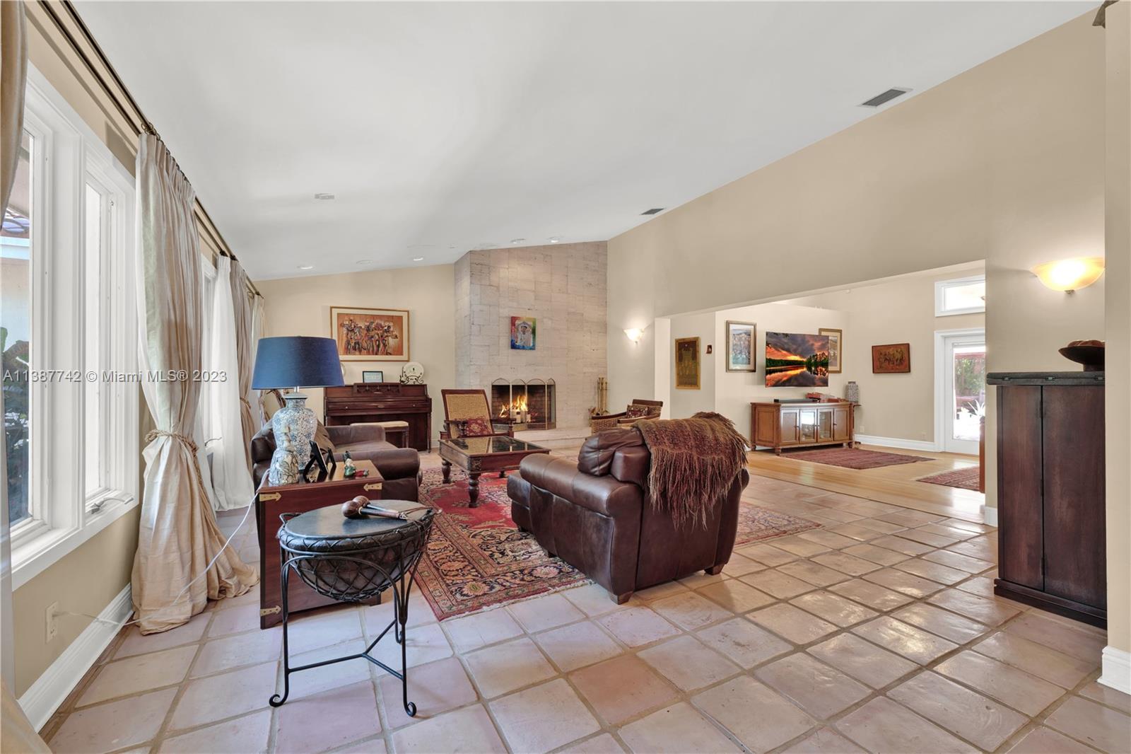 12190 Old Cutler Road Pinecrest, FL 33156 - Photo 5 of 44 Gallery Image 5