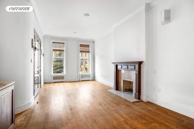 $3,995,000 | 323 President Street | Carroll Gardens