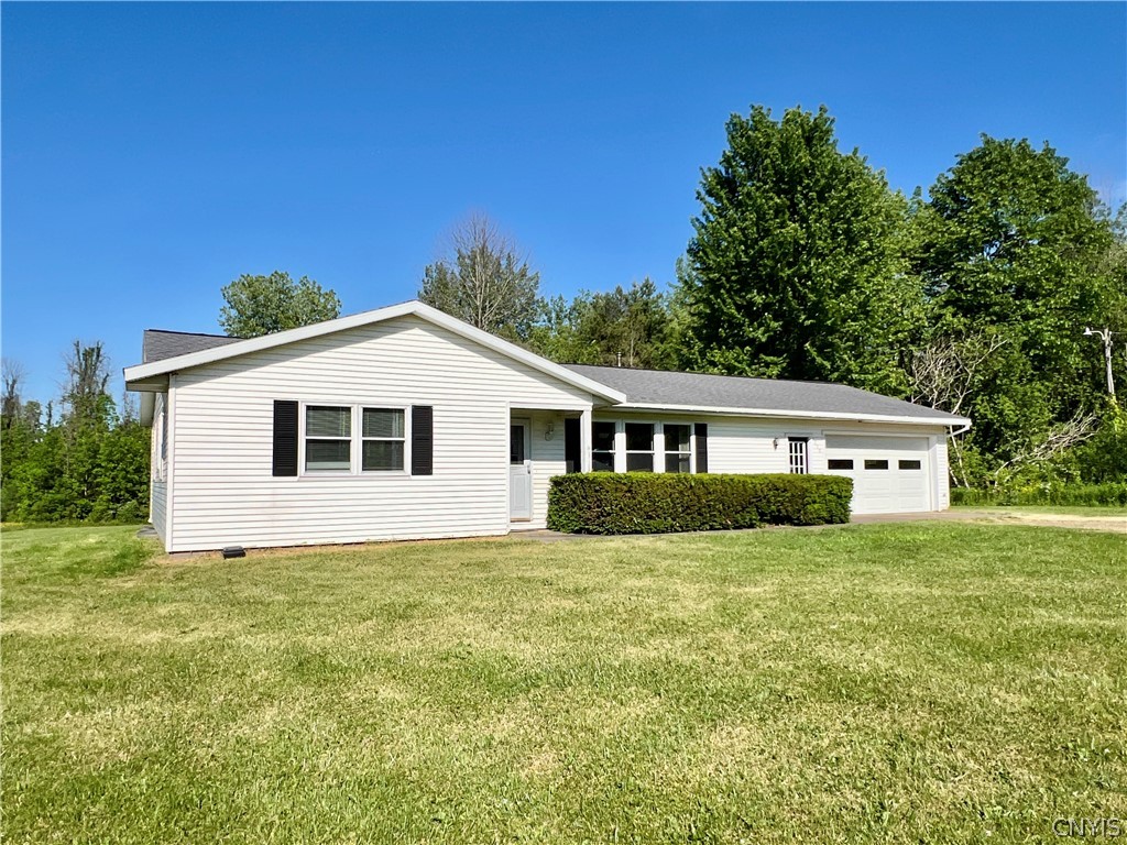 1738 Co Rte 7 Oswego, NY 13126 - Photo 1 of 24