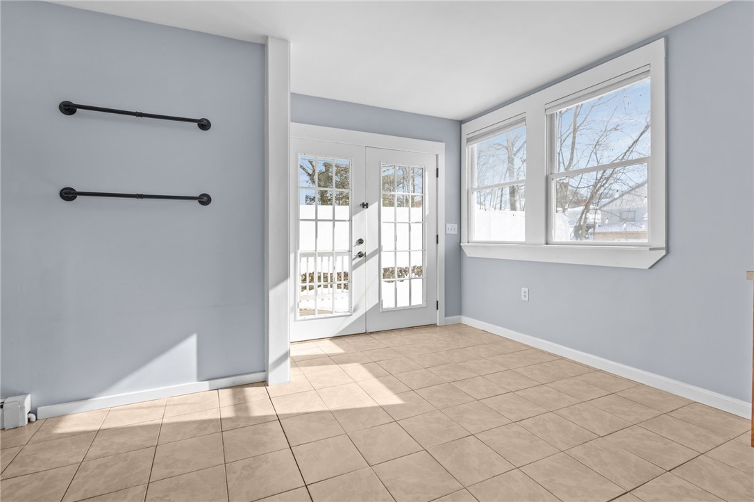 202 Phillips Street Woonsocket, RI 02895 - Photo 7 of 25