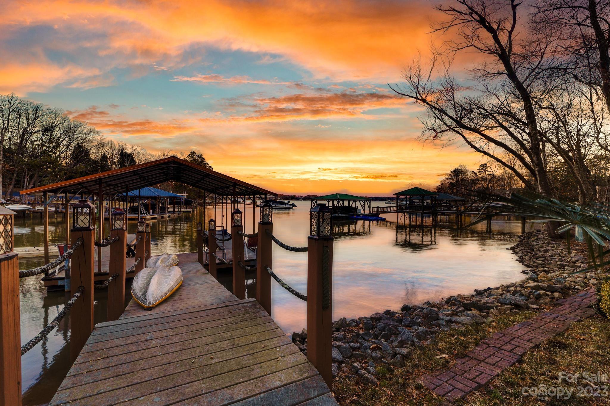 8065 Bay Pointe Drive Denver, NC 28037 - Photo 3 of 40
