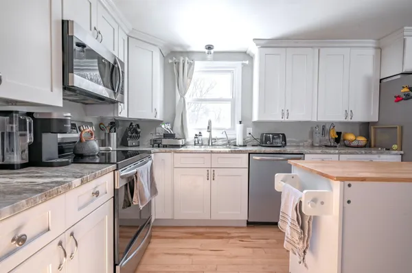 $514,900 | 325 Pembroke Hill Road, Pembroke, NH 03275