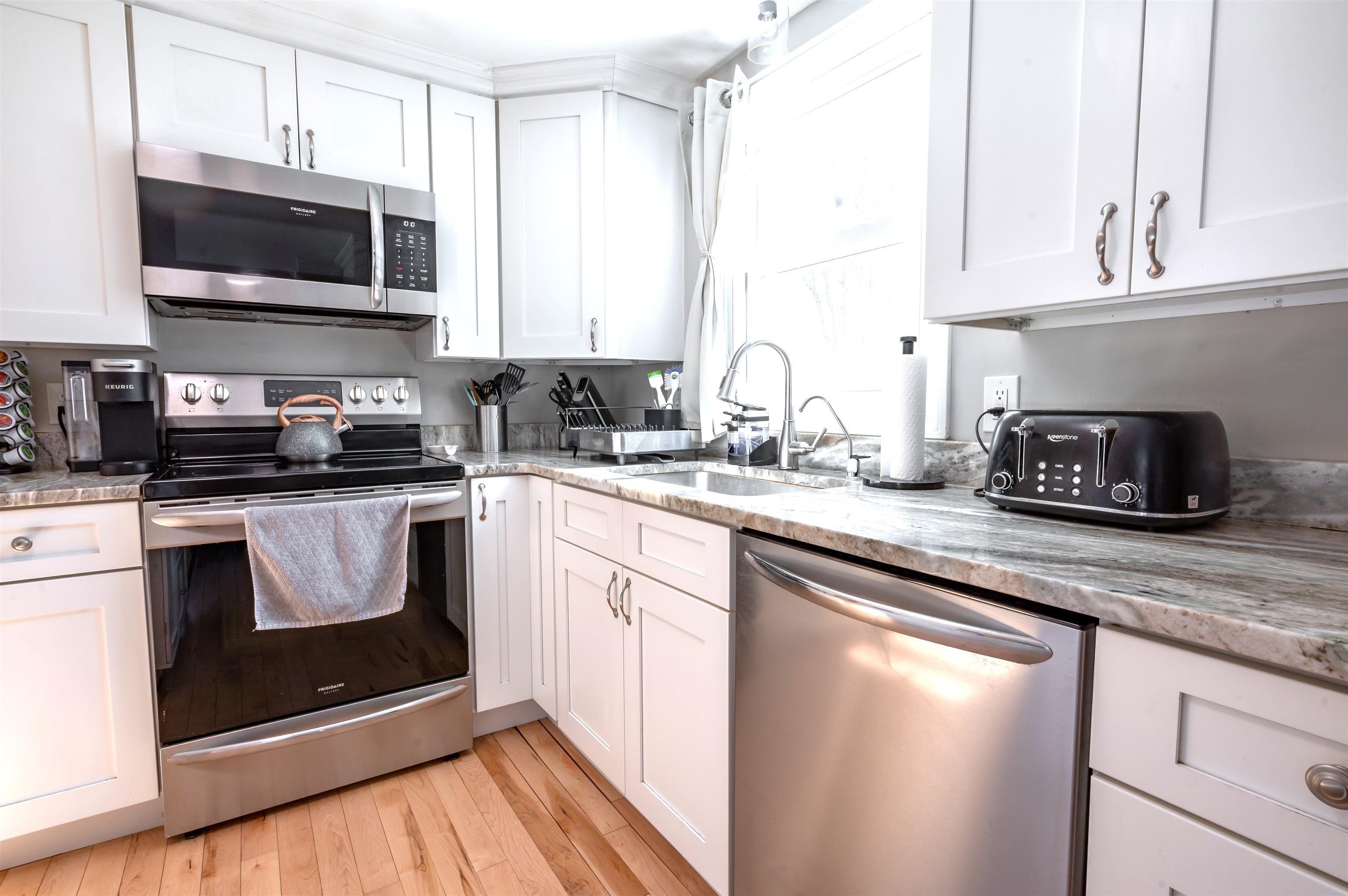 325 Pembroke Hill Road Pembroke, NH 03275 - Photo 12 of 55