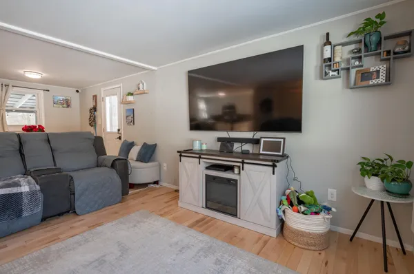 $514,900 | 325 Pembroke Hill Road, Pembroke, NH 03275