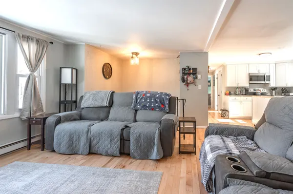 $514,900 | 325 Pembroke Hill Road, Pembroke, NH 03275